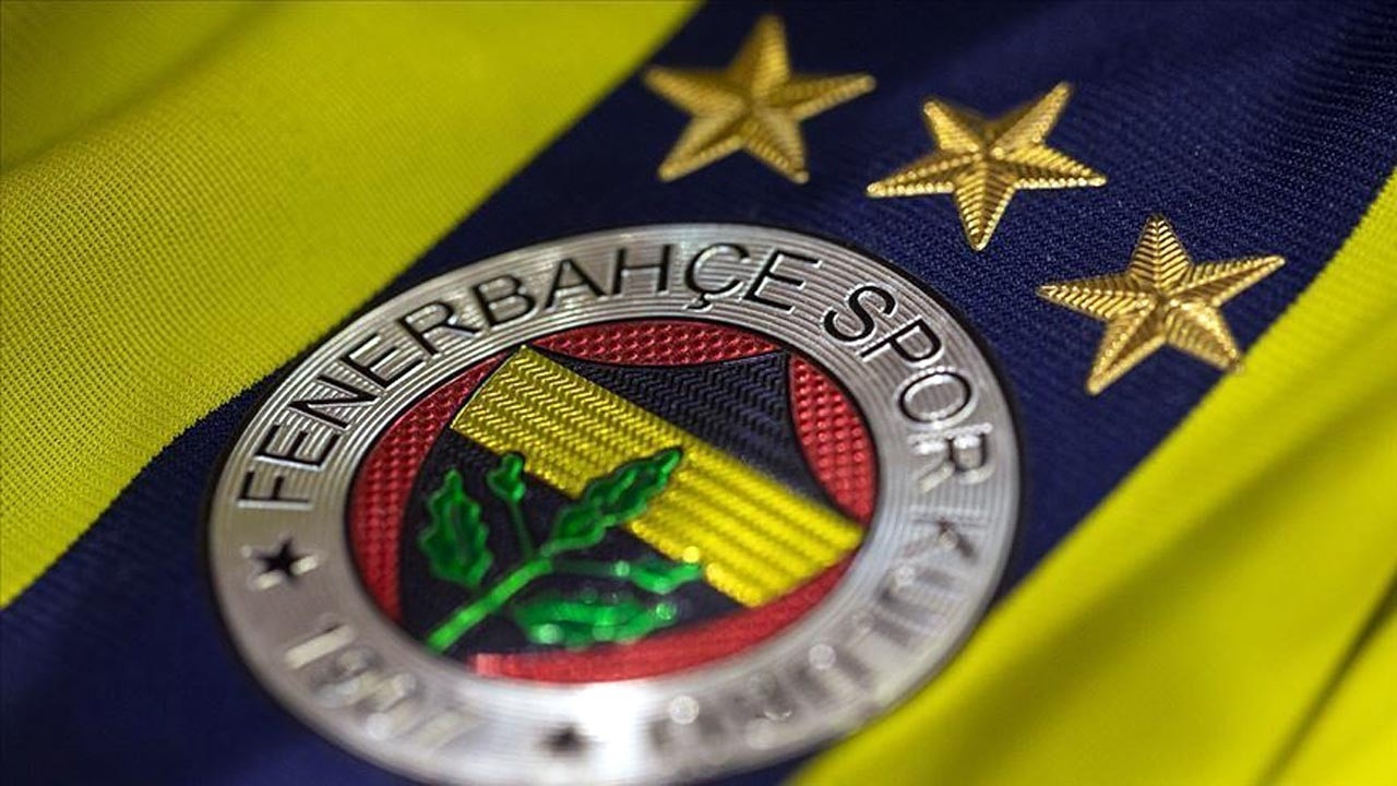 Fenerbahçe dün imza attırdığı oyuncuyu bugün takımdan gönderiyor!